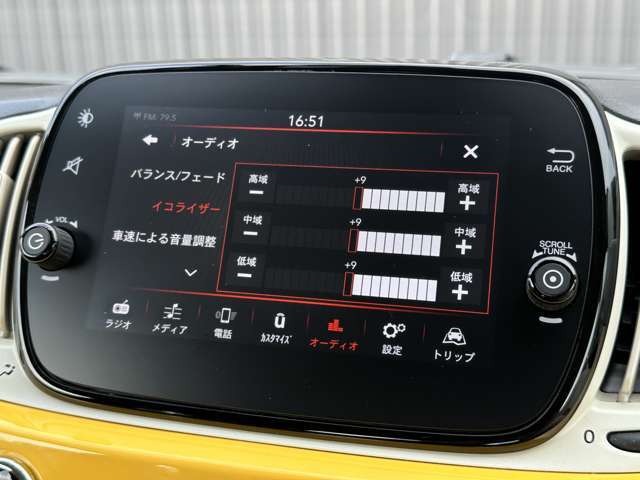 LIBERALAでは多種多様の車種をご用意させていただいております。お客様がご納得いくまで、そのお車の持つ特性を五感すべてで感じ取っていただける場をご提供します。