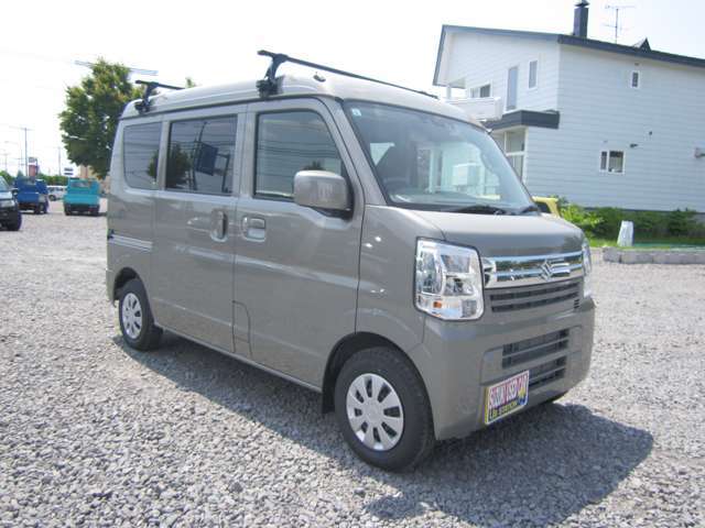 遠方にお住いのお客様でも陸運局に持ち込まず名義変更可能♪陸送納車や自走納車も対応可能です！スタッフまでご相談下さい。