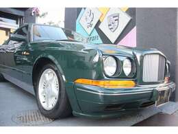 ★車輌は修復歴も無いお車です♪県外のお客様には当社専用積載車にて納車させて頂きますのでご安心下さい♪