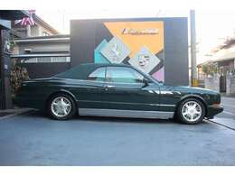 ★ボディも全体的に目立った傷やヘコミも御座いませんよ♪