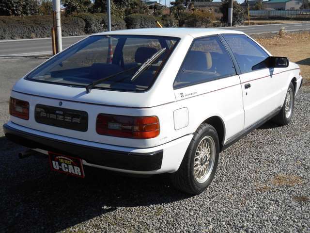 いすゞ ピアッツァ 1.9 XE 1981年 7.7万キロ (茨城県) B.M.K