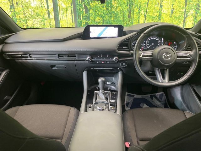 グループ総在庫数約30，000台！！全国の系列店からメーカー・車種問わずご紹介出来るので、あなたにピッタリのお車が見つかるはずです♪まずはお問い合わせ下さい☆