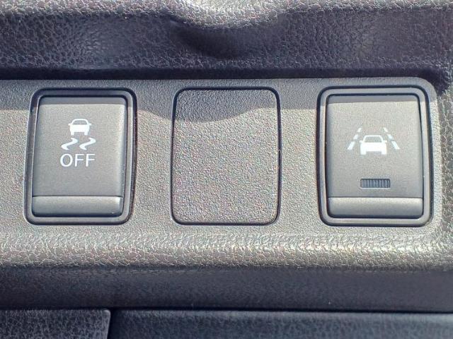 こちらのお車はいかがでしょうか？少しでも気になっていただけましたら是非お問い合わせください！さらにお車の詳細をお送りいたします！