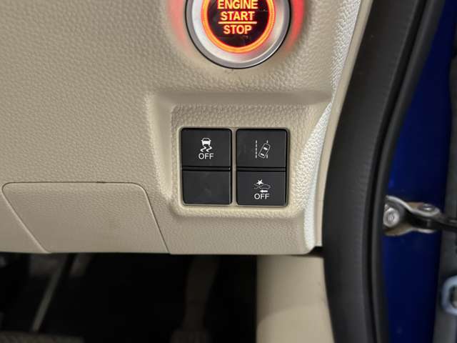 全く同じお車に再び出会うことはできません。少しでも気になるお車がございましたら、すぐにお電話かメールにてお問合せ下さい。