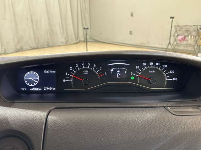 お近くの方はぜひご来店を♪　車検付のお車はご試乗も可能ですので装備や状態をしっかりとご確認頂けます。