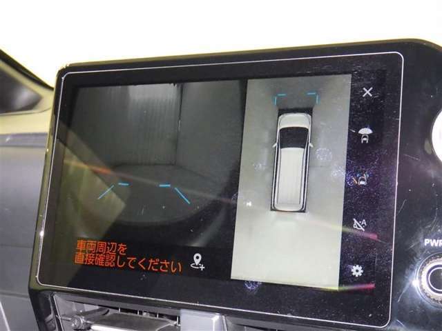 バックモニター搭載で車庫入れ安心！バックする際に後方確認ができて便利です！