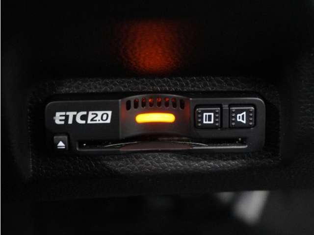 【ETC】今や高速道路の必需品のETCです。通行料金の割引やスマートICの通過に欠かせません。
