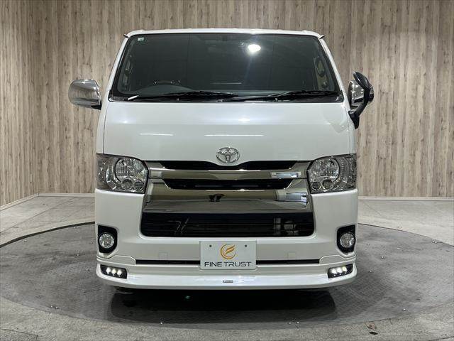 当社自慢のお車です。機関・装備点検・走行テスト済みです♪横にこの車のセールスポイントを、写真と説明でアピールしてあります♪まずはご覧になってください。