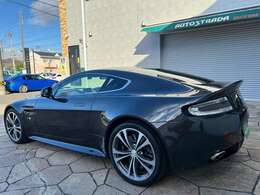 年間300件以上、修理整備実績1万台以上の経験と実績です。