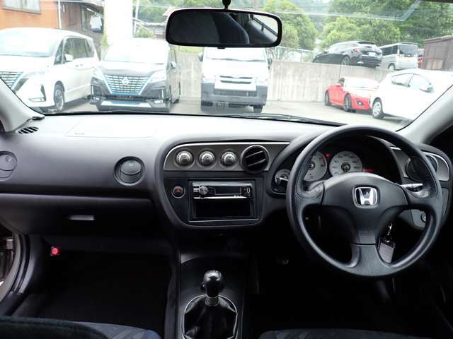 仕入れ担当が自信をもって仕入れた車しか展示しておりません！プライスや装備内容など自信をもってオススメできます！