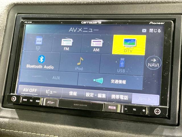 【ナビゲーション】目的地までしっかり案内してくれる使いやすいナビ。Bluetooth接続すればお持ちのスマホやMP3プレイヤーの音楽を再生可能！毎日の運転がさらに楽しくなります！！