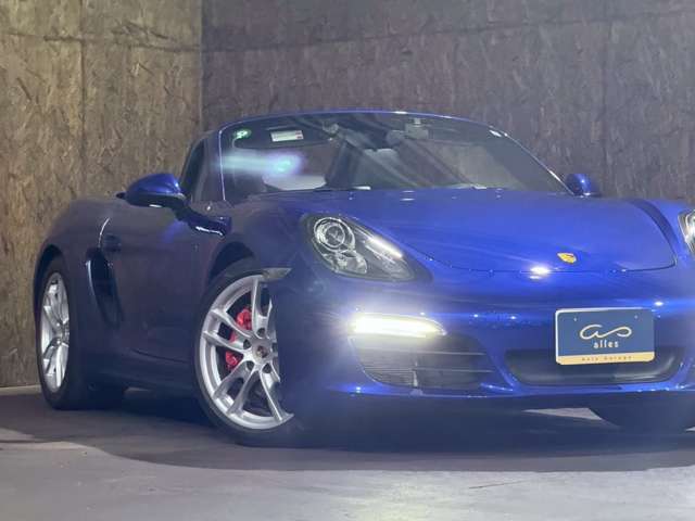 ★ワインディングの身のこなしも得意で、スポーツモードに切り替える事で、ガラッと車の性格が変わり、淡々とコーナーを駆け抜けます。更にスポーツエキゾーストも搭載し、獰猛な排気音もお楽しみ頂けます★