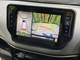 【パノラマモニター】専用のカメラにより、上から見下ろしたような視点で360度クルマの周囲を確認することができます☆死角部分も確認しやすく、狭い場所での切り返しや駐車もスムーズに行えます。