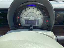 シンプルな表示で見やすいメーターです。ODOメーターは実走行です。まだまだ、これから活躍できますね。