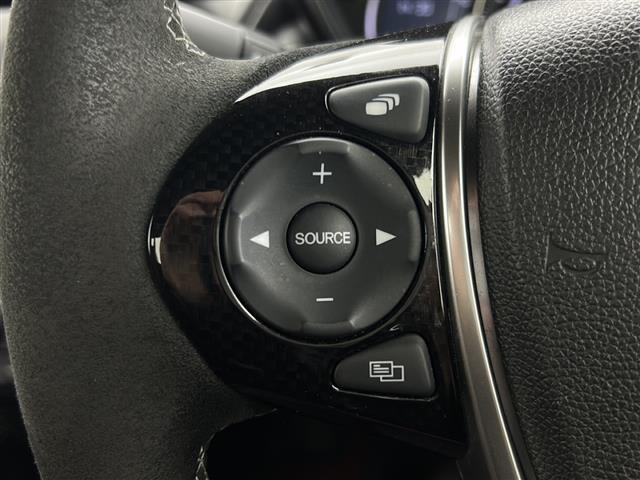 【運転席操作部】快適なドライブを楽しむための機能が装備されています！運転席から触れるので、使いやすいです！除菌プランいれていただくと、さらに清潔で安心していただけます！