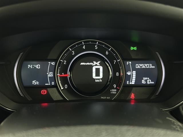 【スピードメーター】メーターがシンプルで見やすく運転しやすいですね！