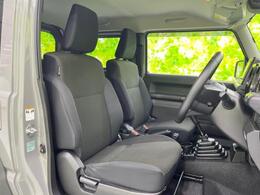 「この車の写真をもっと見たい」「状態が気になる」「この装備はついている？」どんな小さな疑問でもお気軽にお問い合わせください！