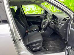 「この車の写真をもっと見たい」「状態が気になる」「この装備はついている？」どんな小さな疑問でもお気軽にお問い合わせください！