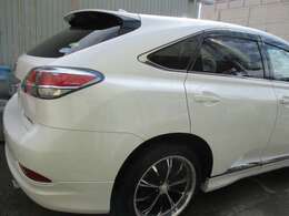 スマートキーやナビなど装備満載！大変お買い得です！ご不明点等ございましたら≪無料電話：0078-9711-613282≫までお願いいたします♪