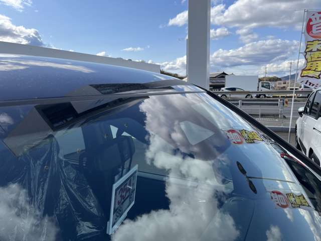 保証期間は特別保証対象は、新車登録から5年間or10万km、一般保証対象は、新車登録から3年間or6万kmになります。★★有償で保証期間を延長もお選び頂けます★詳しくは販売店スタッフまでお問い合わせ下さい★★