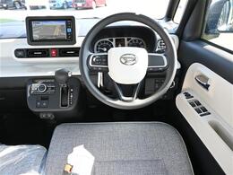 【インパネ全体】全方位で視界が広く、高い目線で運転もしやすいです！