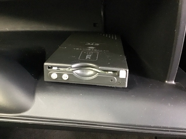 ETC付いてます。ETCが使用可能な道路通行料はキャッシュレスでスマートに走行できます。再セットアップして納車致します