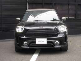 正規認定中古車保証は、保証書を発行させて頂き全国の正規ディーラーにて保証対応をさせて頂いておりますので、ご遠方の方、転勤の多い方も安心してご検討ください。