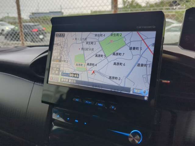 展示前の点検整備や清掃等で展示場にない可能性が一部ございます。ご来店の際はあらかじめお問合せ頂きますとスムーズにご案内させていただけます。