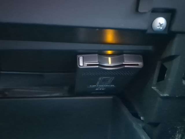 車検整備もお任せ！当店は無駄な部品交換を致しません。使える部品・交換すべき部品をお客様立会いの下わかりやすくご説明させて頂きます！ご納得頂いた上で、交換についてお客様自身で決めて頂き整備を実施します。