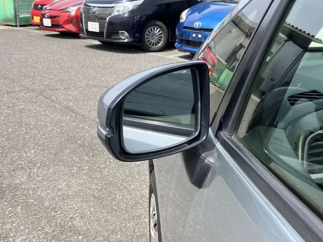【支払総額店】お車をご覧い頂きまして、誠に有難う御座います。在庫車両になりますので、是非ご都合の宜しい時に、見に来て下さい。来店予約をされると、ご案内がスムーズです。