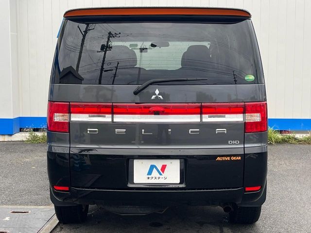 安心の最長10年・走行無制限保証（有償）をご用意。保証内容も充実はもちろん、無料点検＆オイル交換や、年中無休の全国・24時間ロードサービスも付帯されておりますのでご安心下さい。