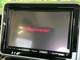 【8インチナビ】目的地までしっかり案内してくれる使いやすいナビ。Bluetooth接続すればお持ちのスマホやMP3プレイヤーの音楽を再生可能！毎日の運転がさらに楽しくなります！！