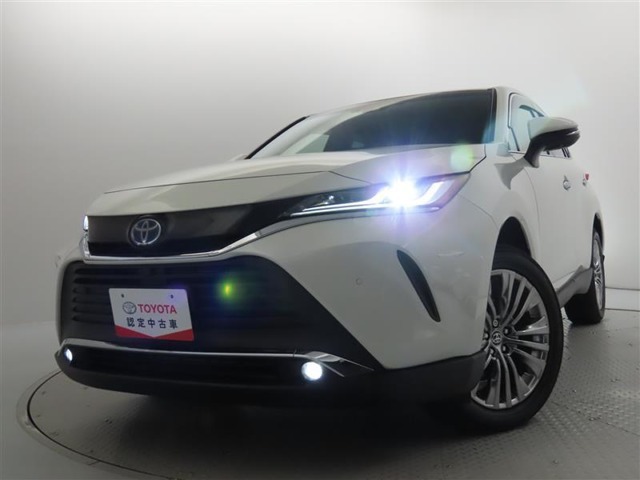 高輝度で点灯速度が速く、しかも消費電力の少ないLEDヘッドライトが装備されています！LEDの明るい光が走行中の視界の確保をサポートして、夜のドライブがより楽しく安全に運転できます♪