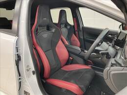 NISMO専用シートを装備！！