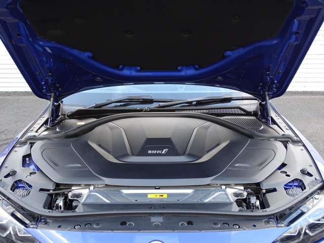他社では車両価格が安くても膨大な諸経費で総支払額が高いケースが多く見受けられます…当社では整備費＆保証料込価格になりますのでご安心です♪