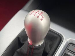 【フロア6速MT】走りの6速MT！！スポーティーな走行をお楽しみいただけます♪
