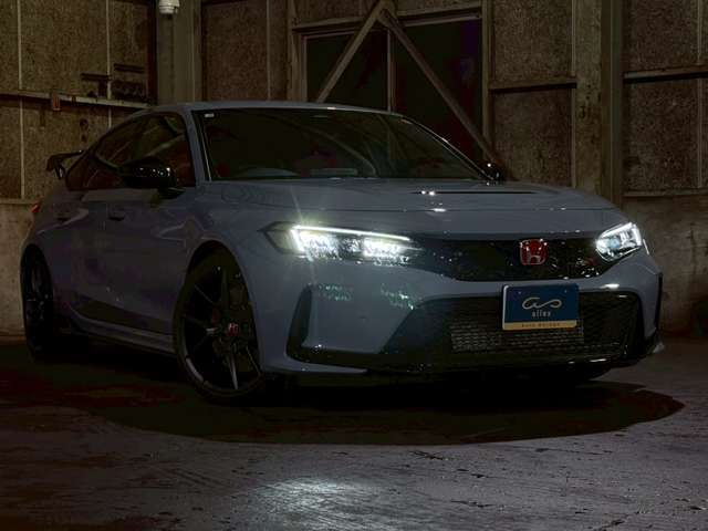 ★仙台のシビック　タイプRは北米市場に導入差R多初めてのモデルで、8,000台強だった生産台数も一気に48,000台へ増え、更なるヒットを目指すには至難の業だったそうです。★