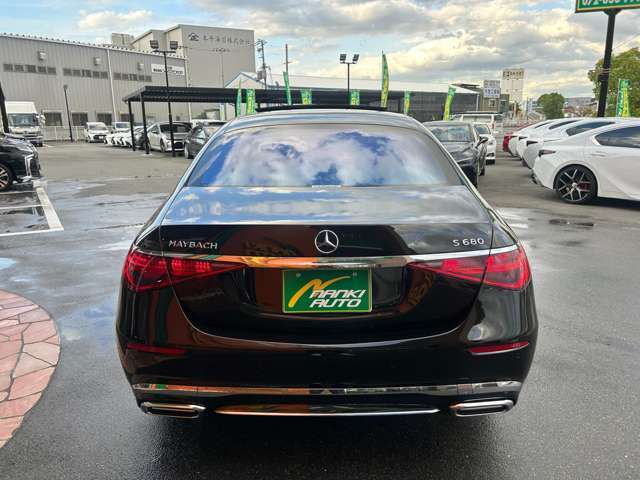 車両の装備であったり、オプションなどもご説明させていただきます。