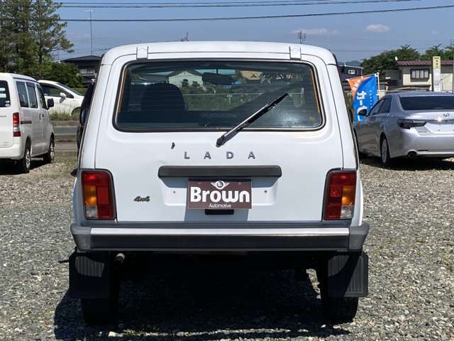 4人乗りのお車です☆気になる方はお早めに☆