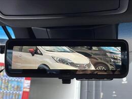 【バックミラー】『バックミラー周辺』の画像になります。写真の内容に関してご不明点、ご質問等がございましたらお気軽にガリバー店舗までお問い合わせください。