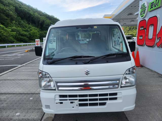 当社、エンジンオイル、オートマチックフルード、ブレーキフルードなど交換させて頂いた上でご納車いたします。
