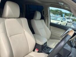 「この車の写真をもっと見たい」「状態が気になる」「この装備はついている？」どんな小さな疑問でもお気軽にお問い合わせください！