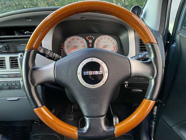 ウッド調コンビモモステアリング！