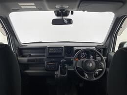 車を運転する際には運転席の存在は欠かせません。なのでしっかりとチェックしたいポイントですね。