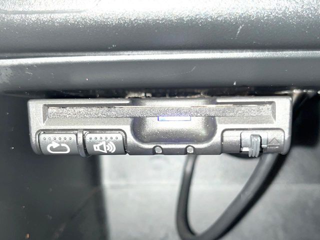 【ETC】高速道路の料金所をストレスなく通過！話題のスポットやサービスエリアに多い「スマートIC」利用時は必須のアイテムです。当店でセットアップを実施、ご納車当日からすぐにご利用いただけます！