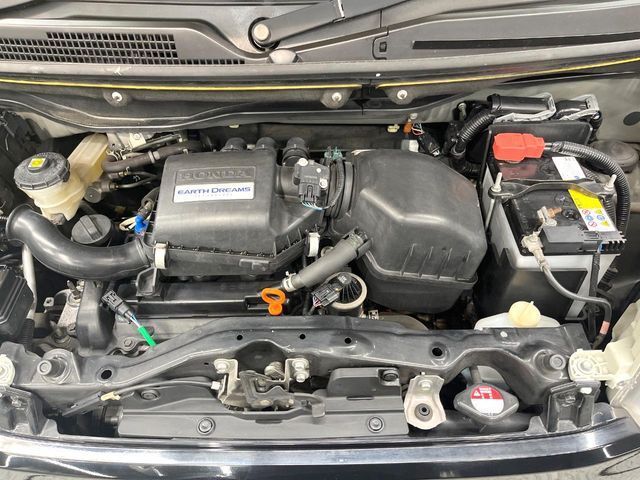 親切・丁寧な専門メカニックスタッフが応対！・車検・点検整備・事故等の修理などアフターサービスも安心。お車のカスタマイズもネクステージのサービススタッフまでご相談ください！