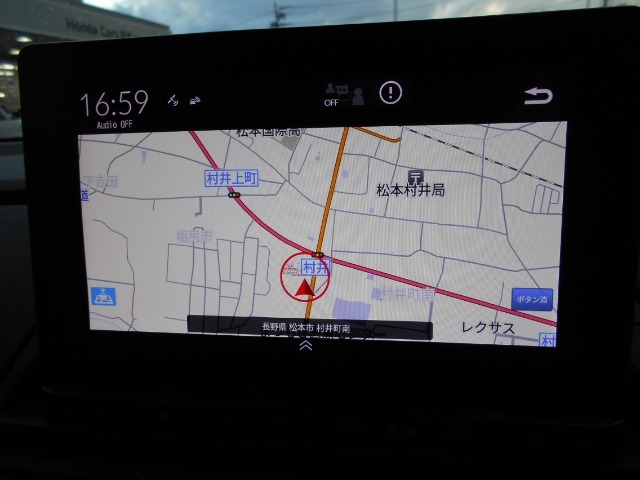 ホンダ純正メモリーナビ搭載ですので、遠距離へのお出かけもお任せ下さい。