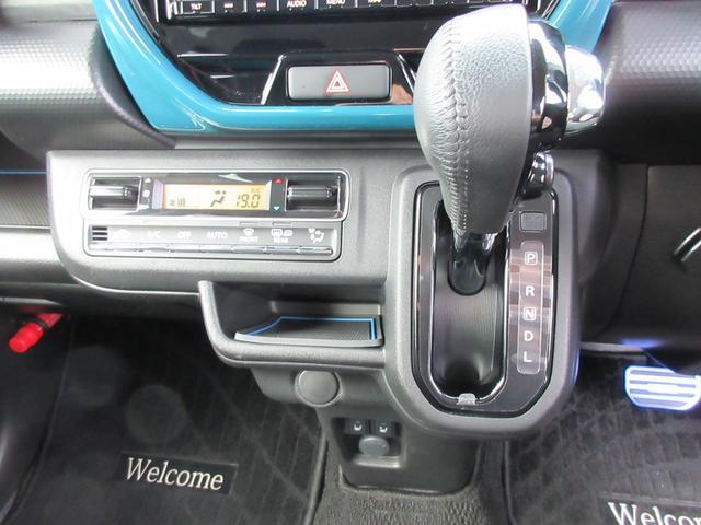 エアコンもシンプルまとめてあります！またお車によってさまざまな快適装備がついてますよ！