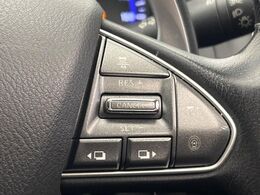 【インテリジェントクルーズコントロール】高速道路での長距離走行が楽に！自動で速度を保つクルーズコントロールが、衝突軽減システムと連携し、前方の車両を感知して車間を保つように速度調節してくれます！！