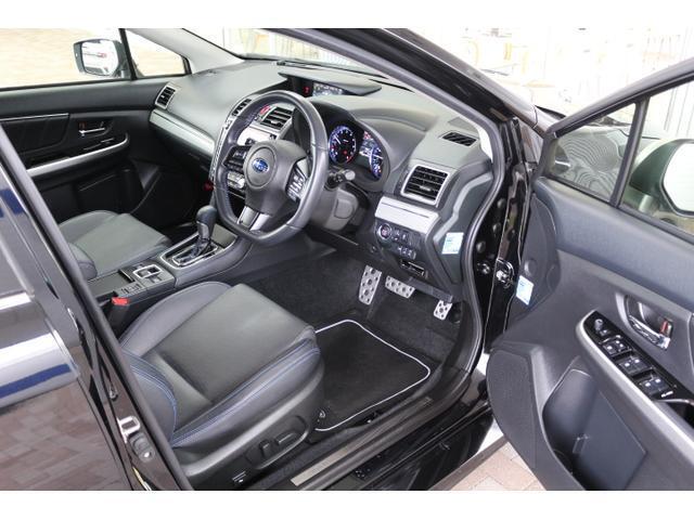 お車でお越しの際は国道14号上り車線に面して店舗がございます。また、高速道路ご利用の方は京葉道路の穴川ICより約10分、東関東道の湾岸千葉ICより約10分でございます。